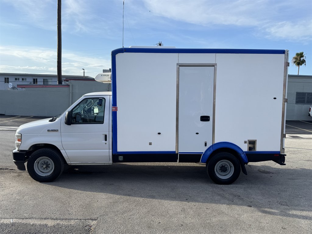 2023 Ford E-350 - $22,995