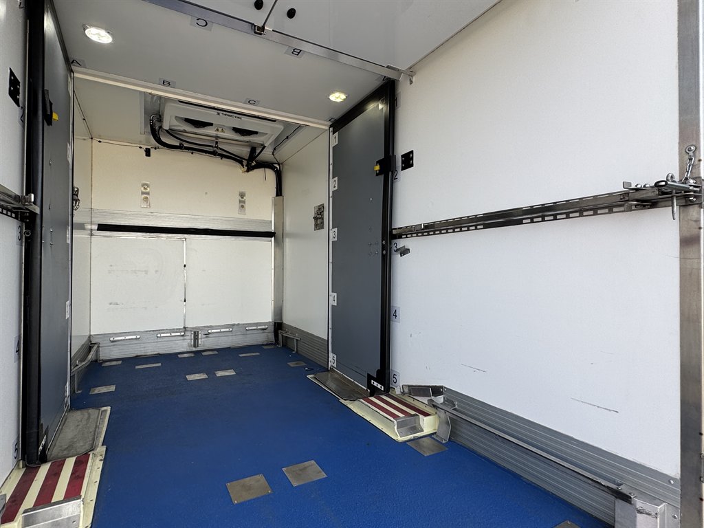 2023 Ford E-350 - $22,995
