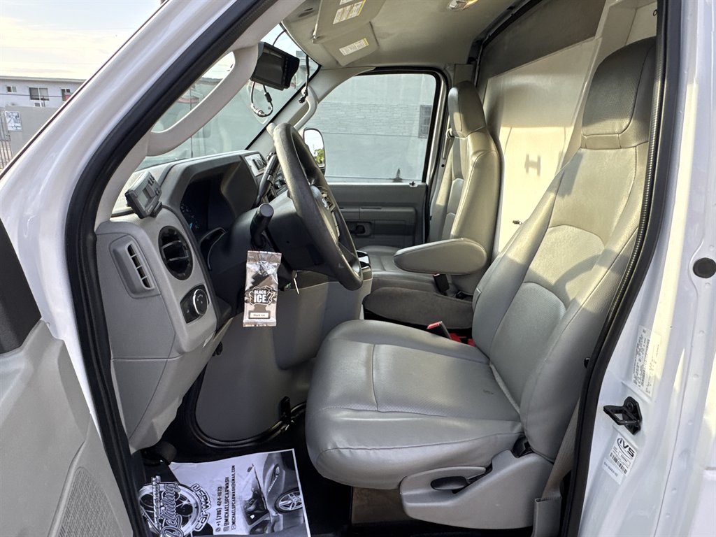 2023 Ford E-350 - $22,995