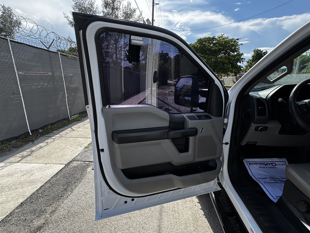 2021 Ford F-550 - $98,995