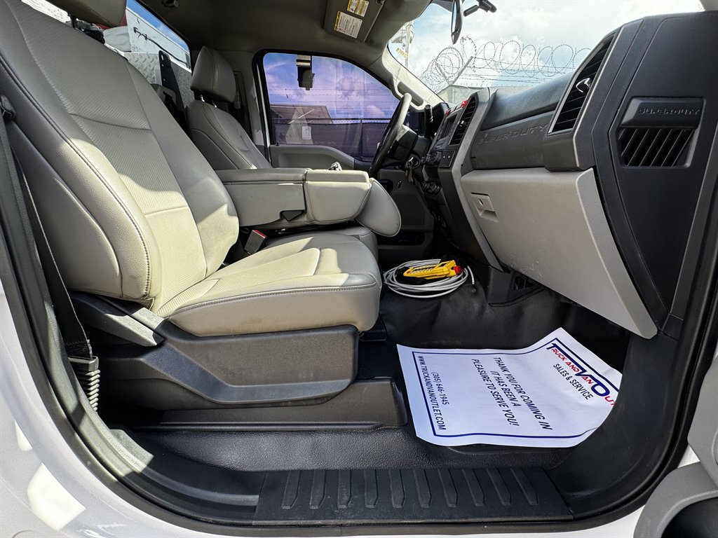 2021 Ford F-550 - $98,995