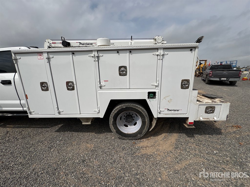 2021 Ford F-550 - $98,995