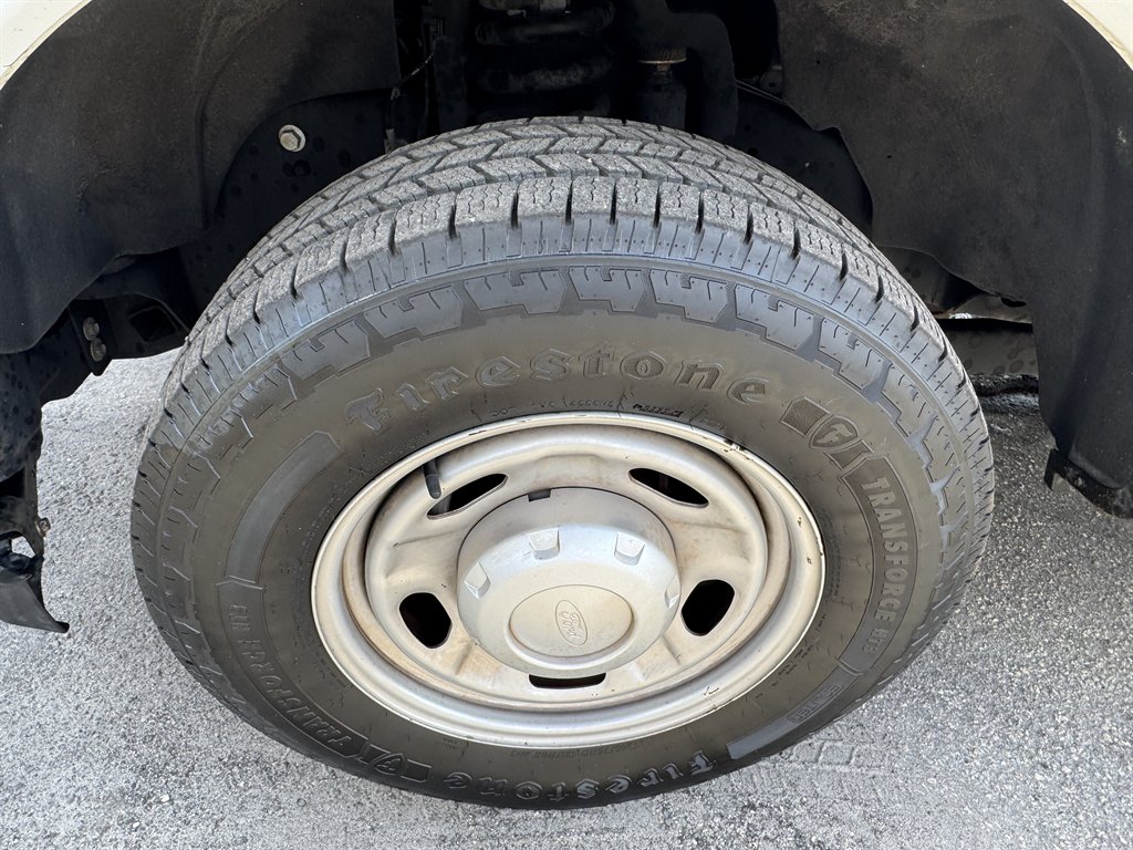 2019 Ford F250 - $22,995