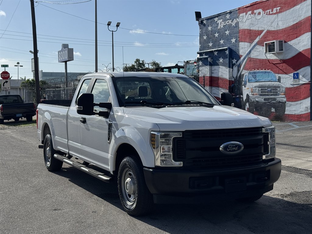 2019 Ford F250 - $22,995