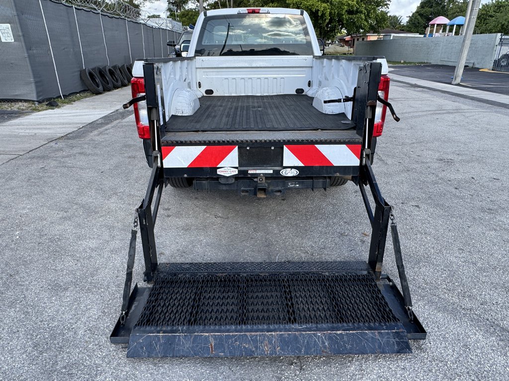 2019 Ford F250 - $22,995