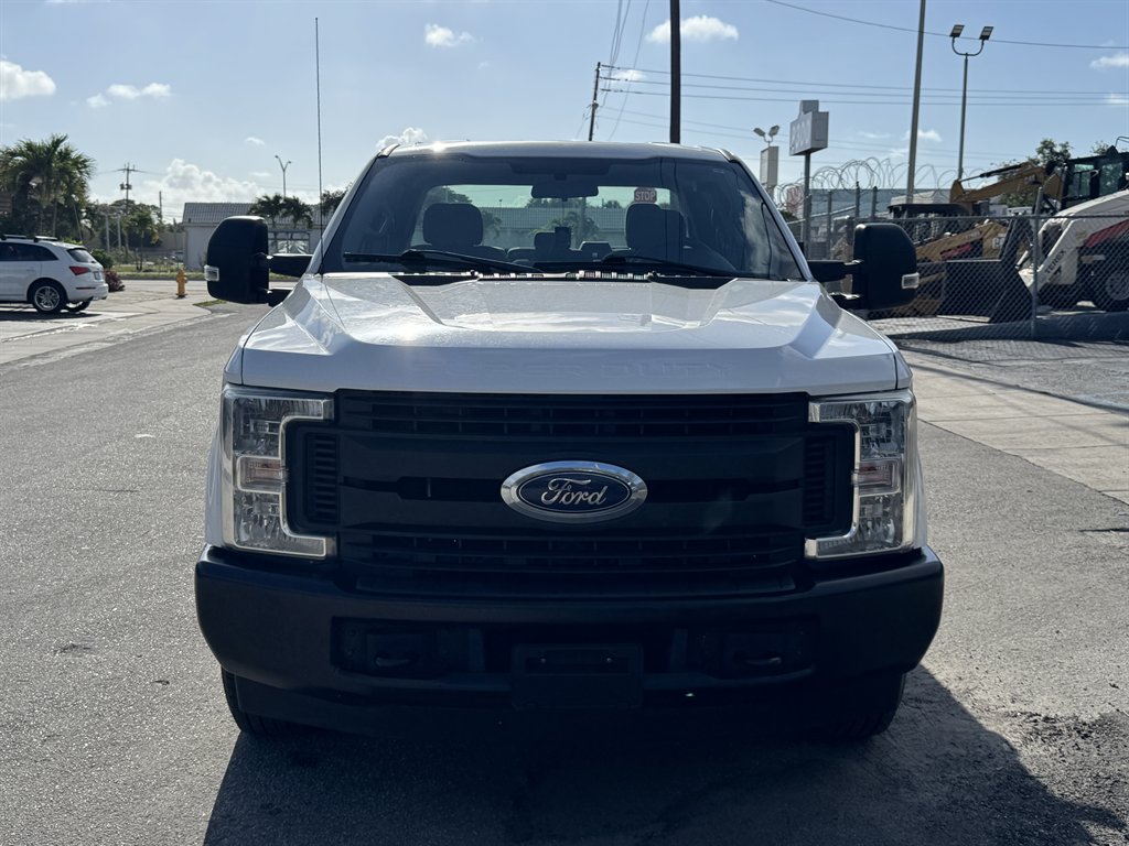 2019 Ford F250 - $22,995