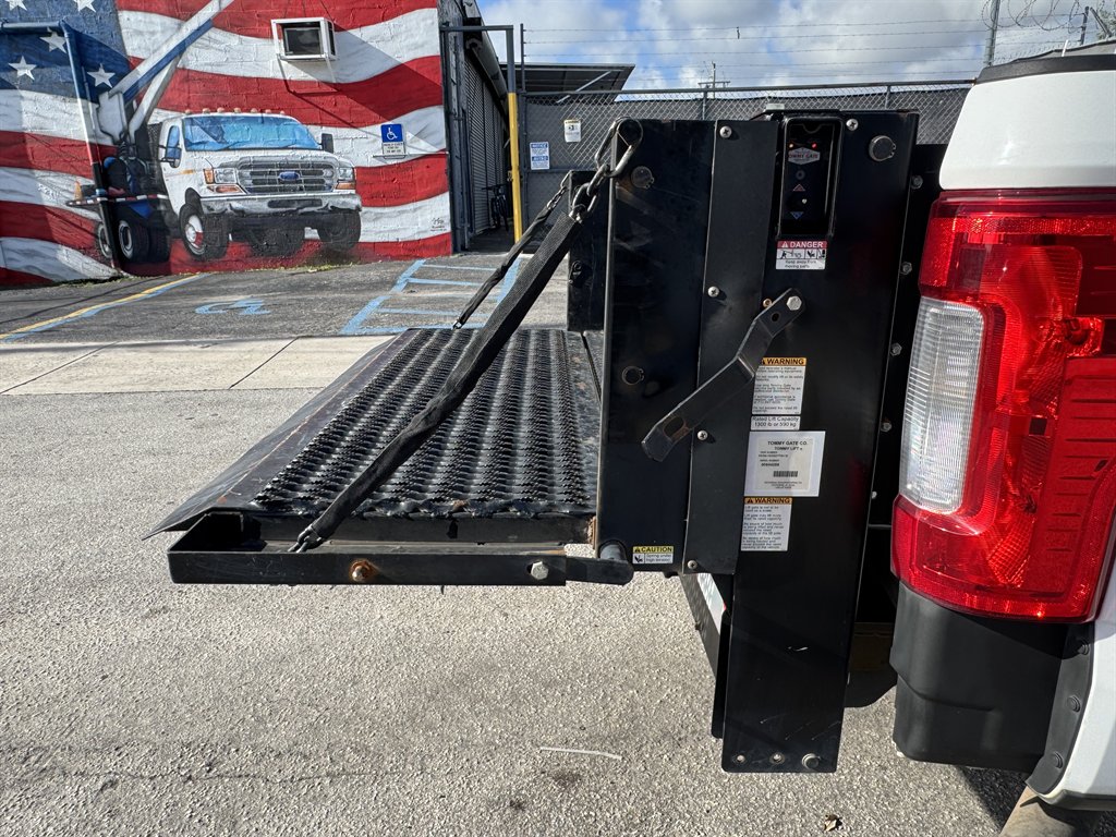 2019 Ford F250 - $22,995