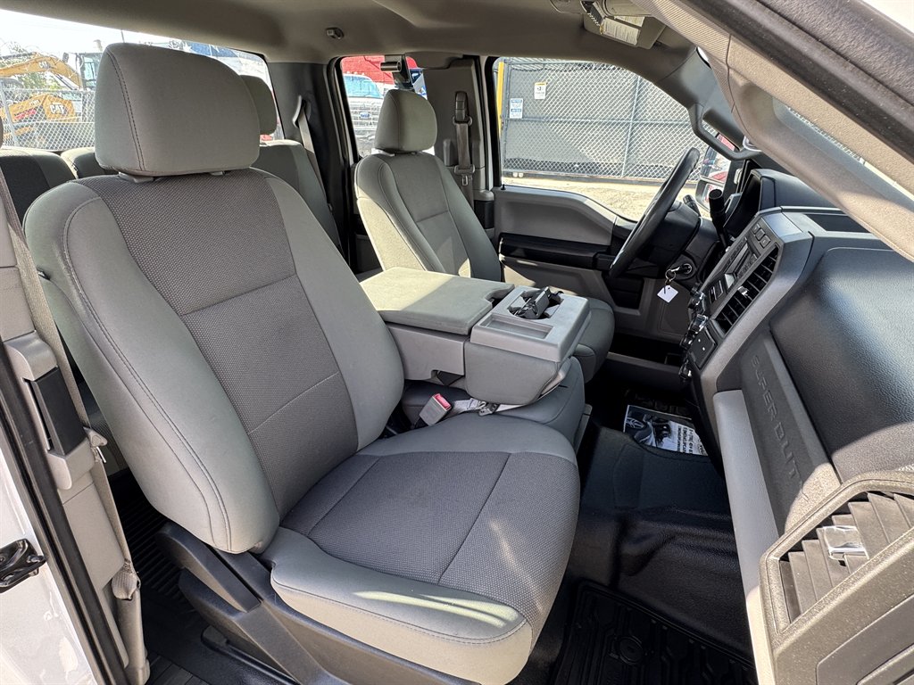 2019 Ford F250 - $22,995