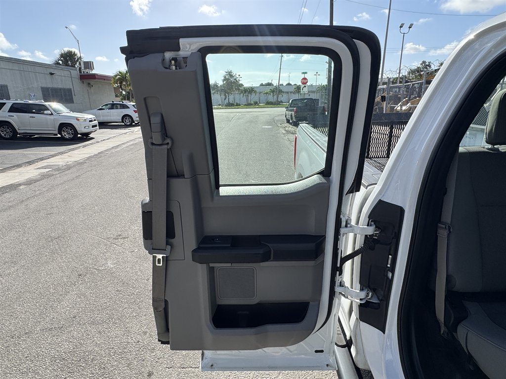 2019 Ford F250 - $22,995