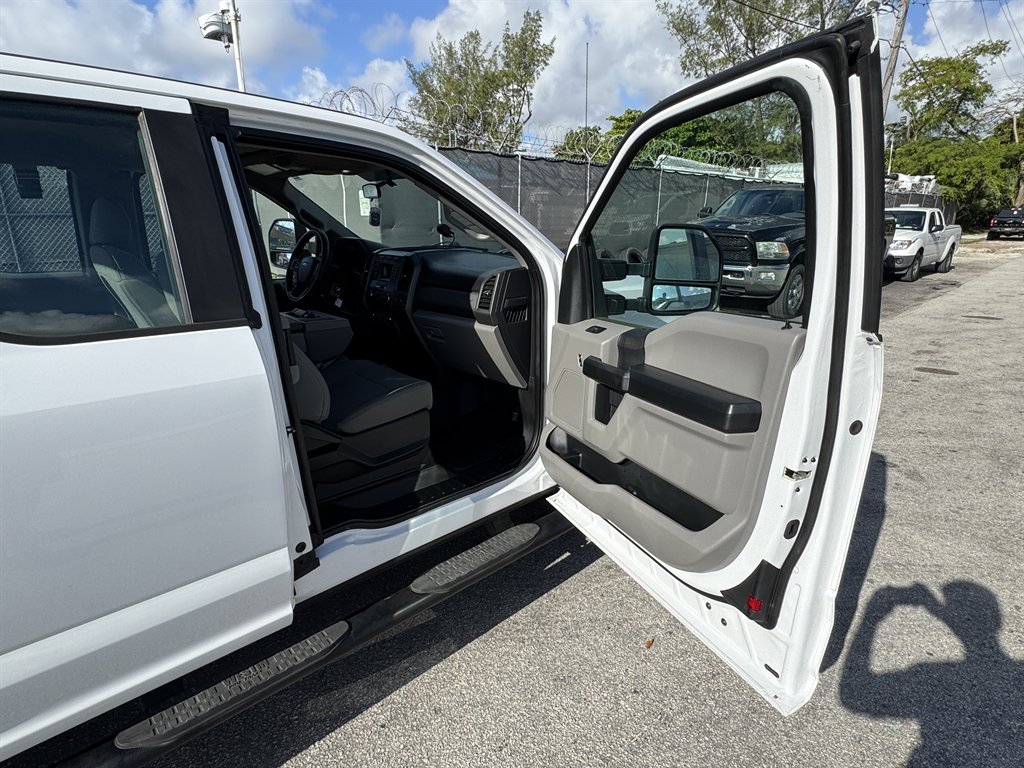 2019 Ford F250 - $22,995