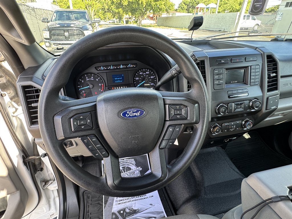2019 Ford F250 - $22,995