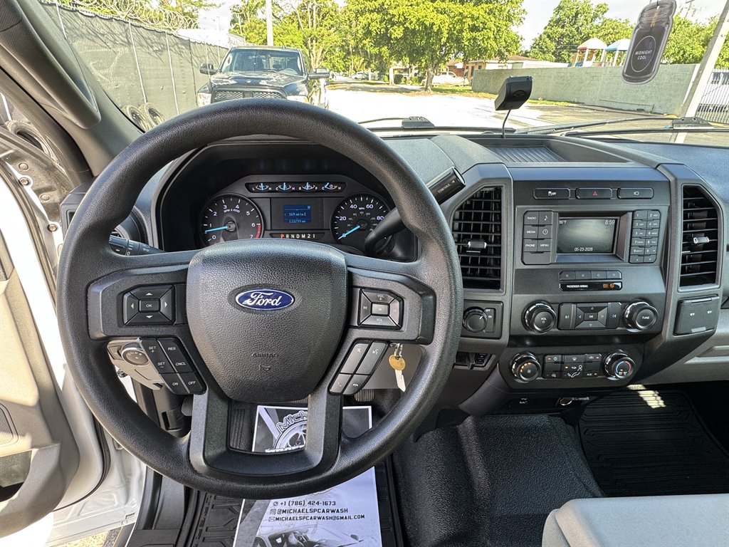 2019 Ford F250 - $22,995