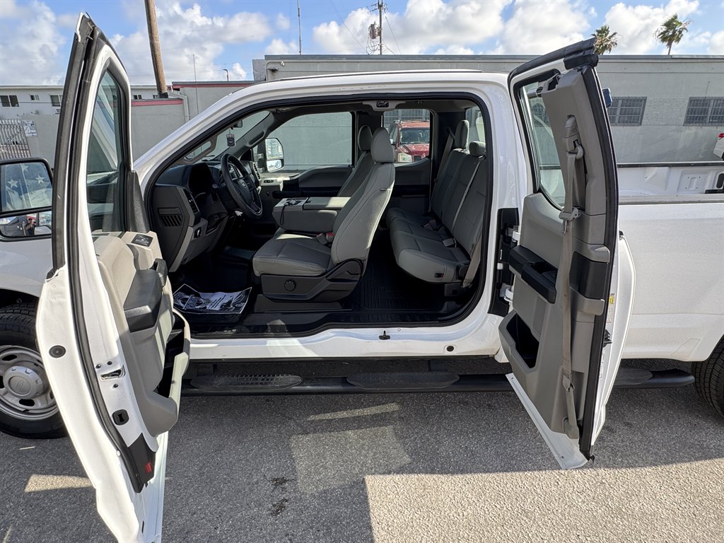 2019 Ford F250 - $22,995