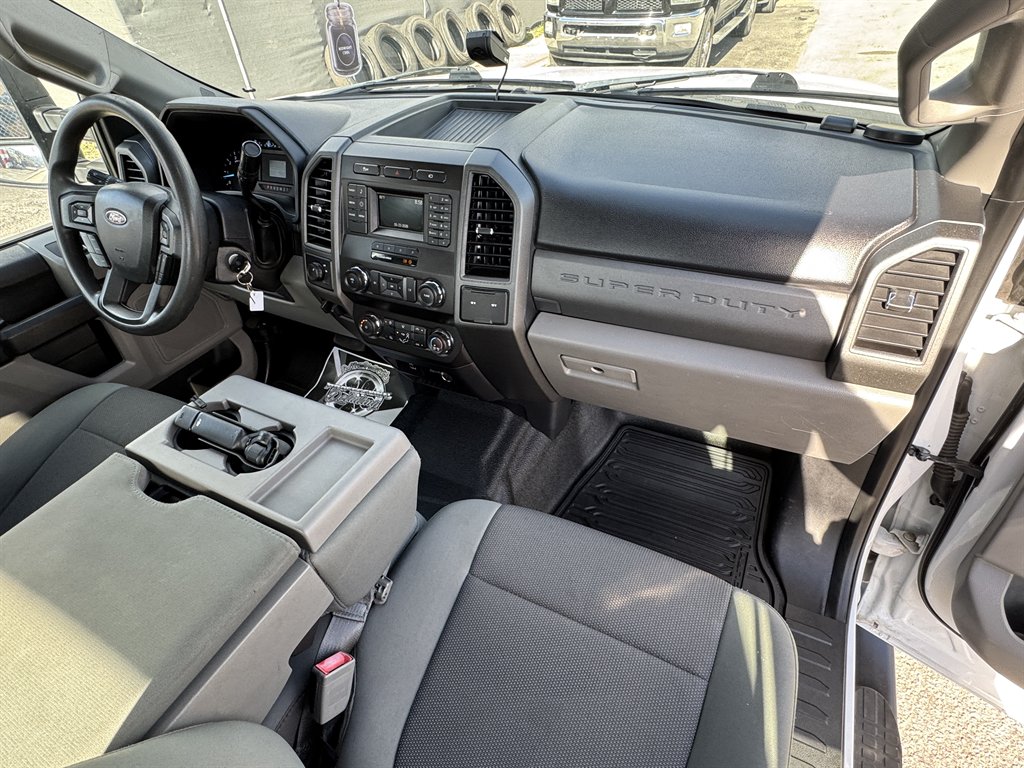 2019 Ford F250 - $22,995