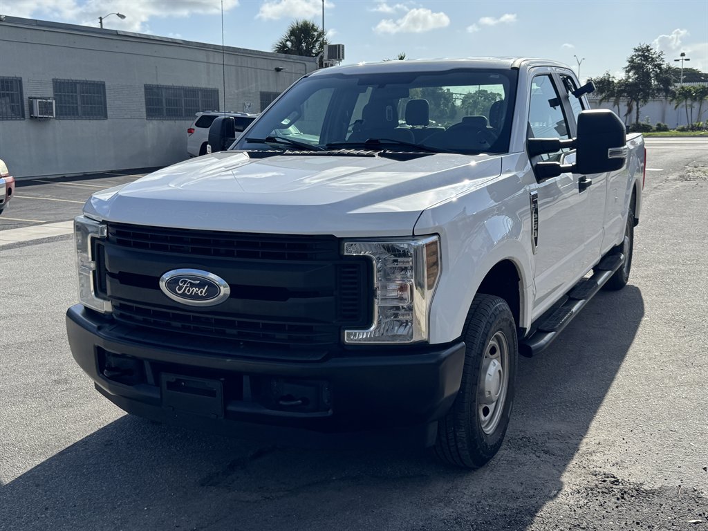2019 Ford F250 - $22,995