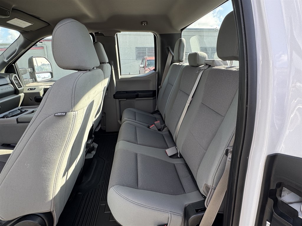 2019 Ford F250 - $22,995