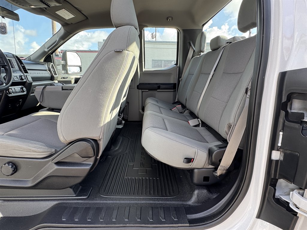 2019 Ford F250 - $22,995