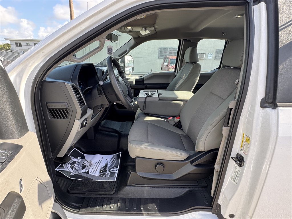 2019 Ford F250 - $22,995