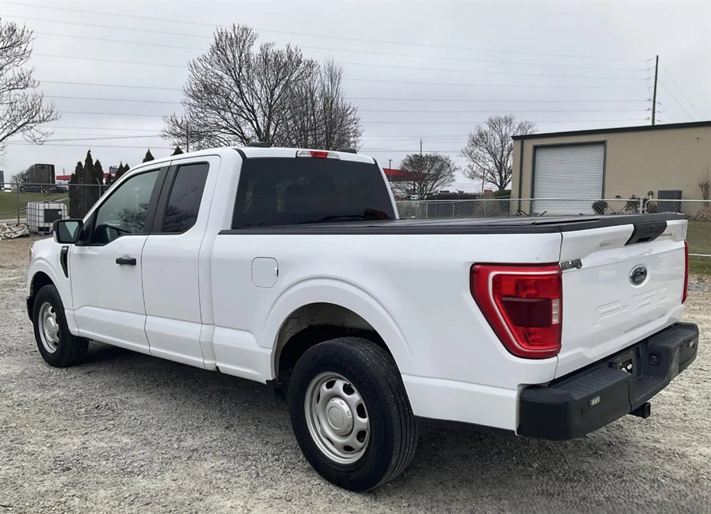 2021 Ford F-150 - $17,995