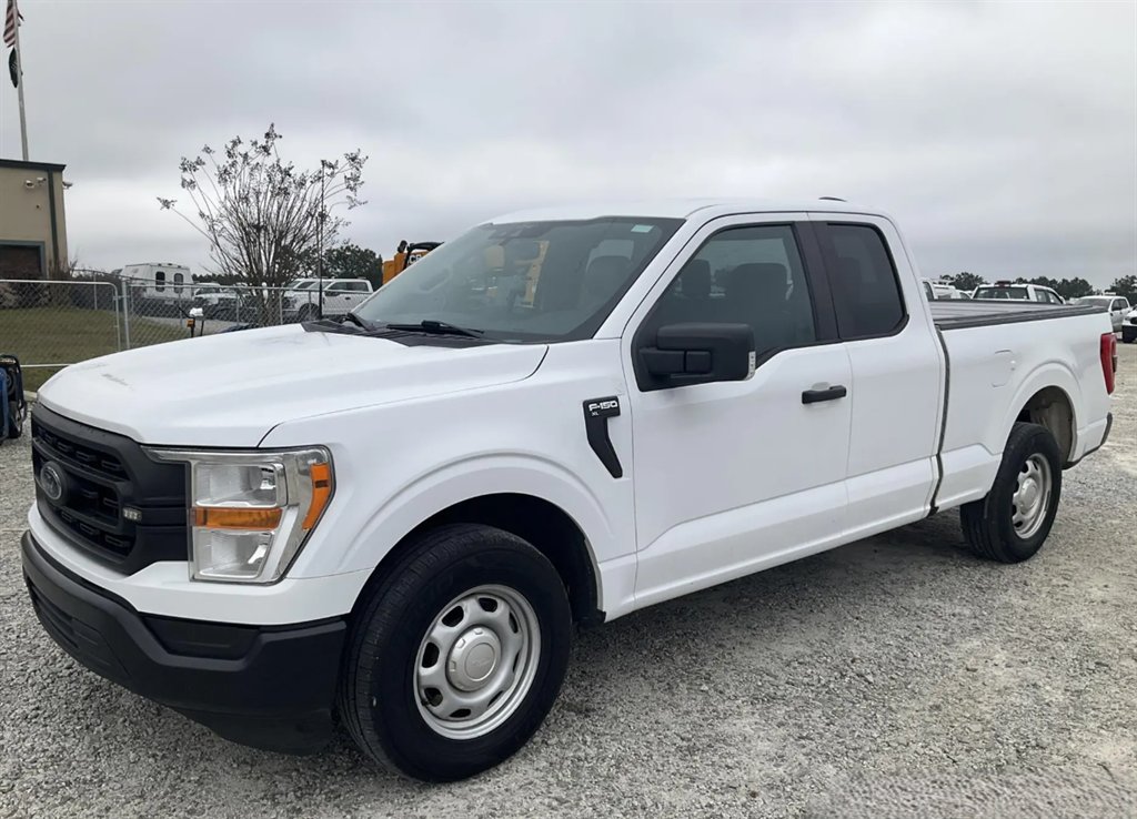 2021 Ford F-150 - $17,995