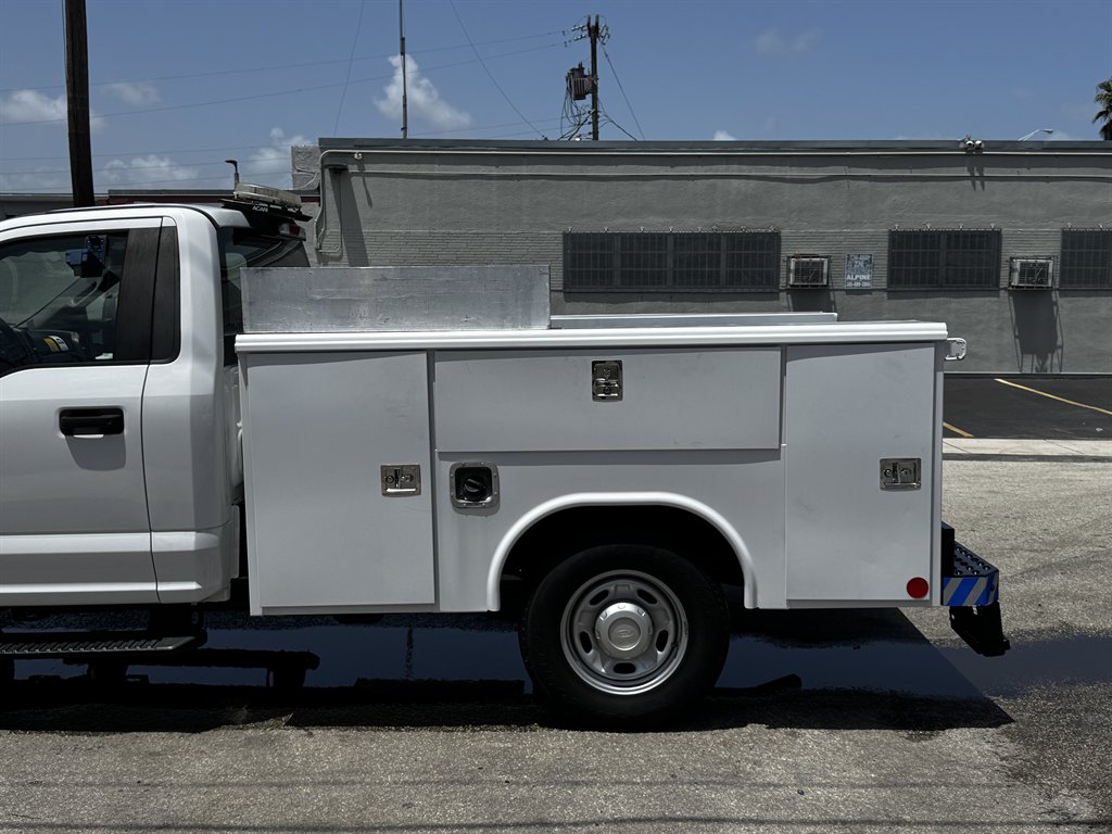 2017 Ford F-250 - $25,995