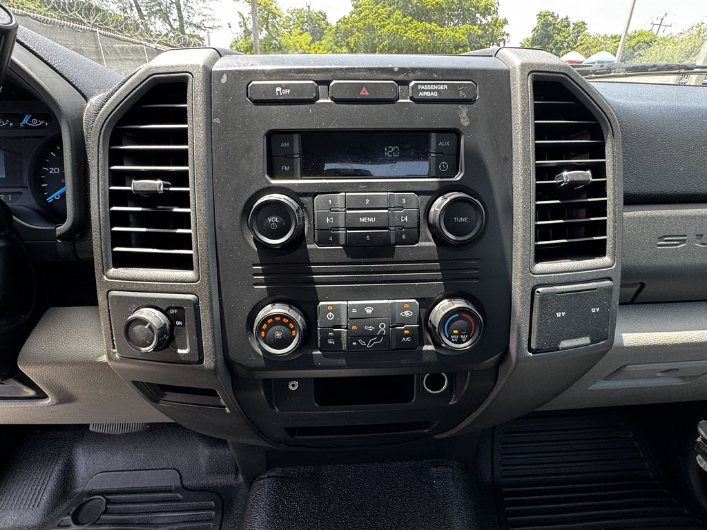 2017 Ford F-250 - $25,995