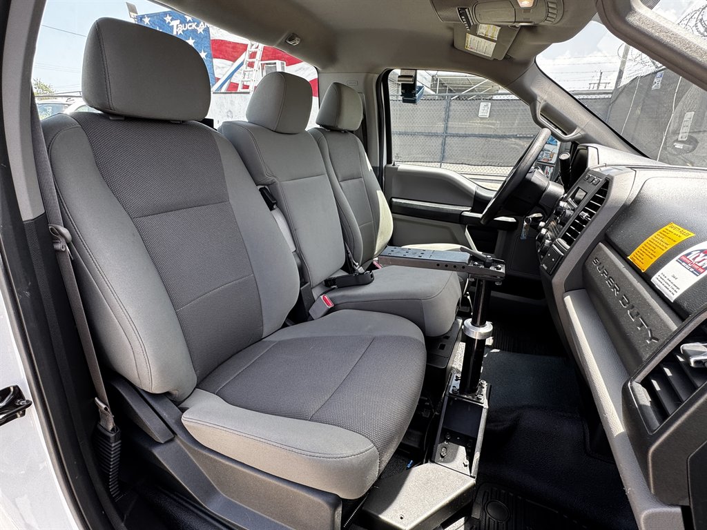 2017 Ford F-250 - $25,995