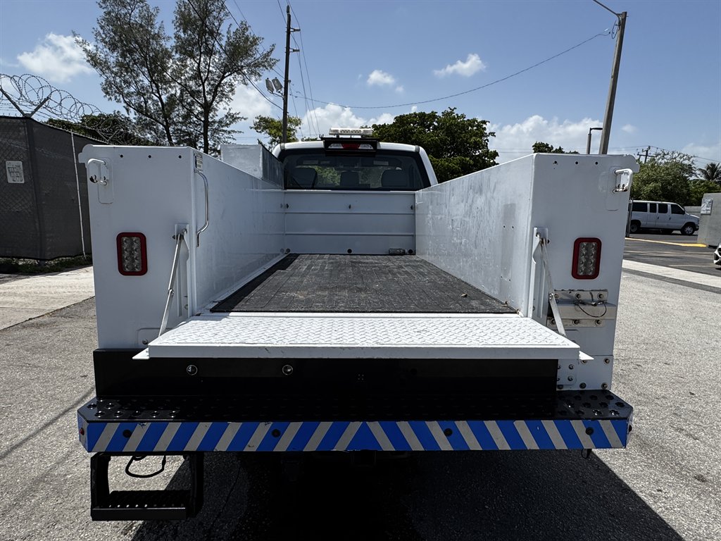 2017 Ford F-250 - $25,995