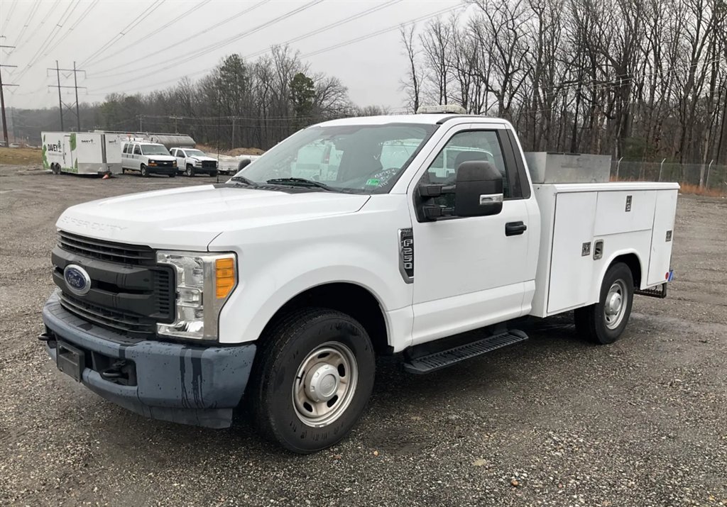2017 Ford F-250 - $25,995