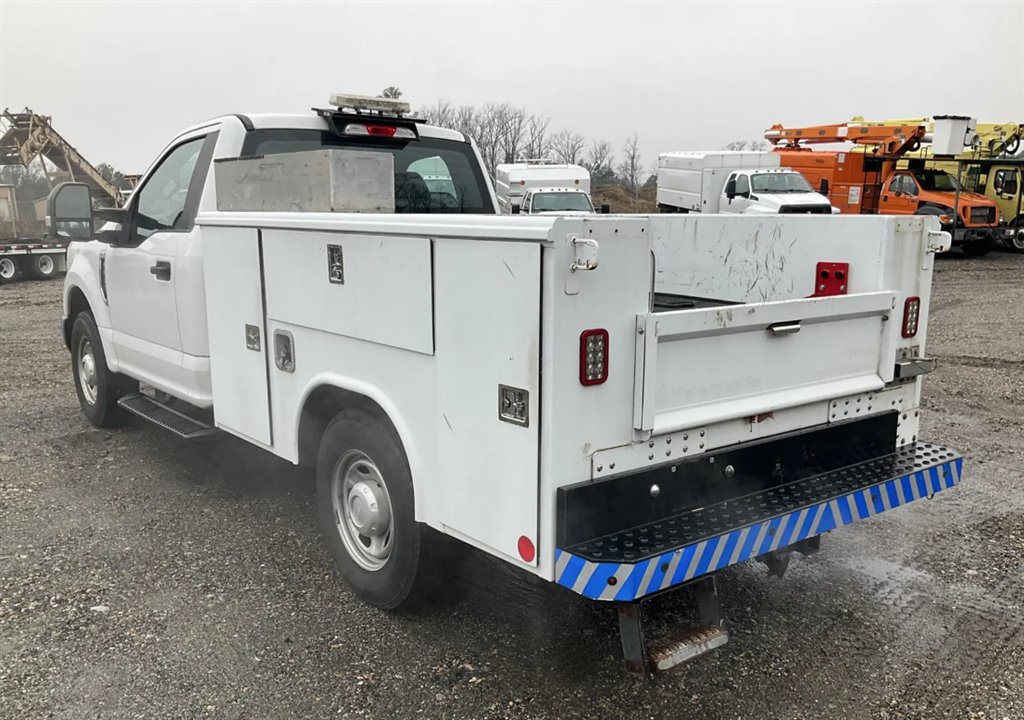 2017 Ford F-250 - $25,995