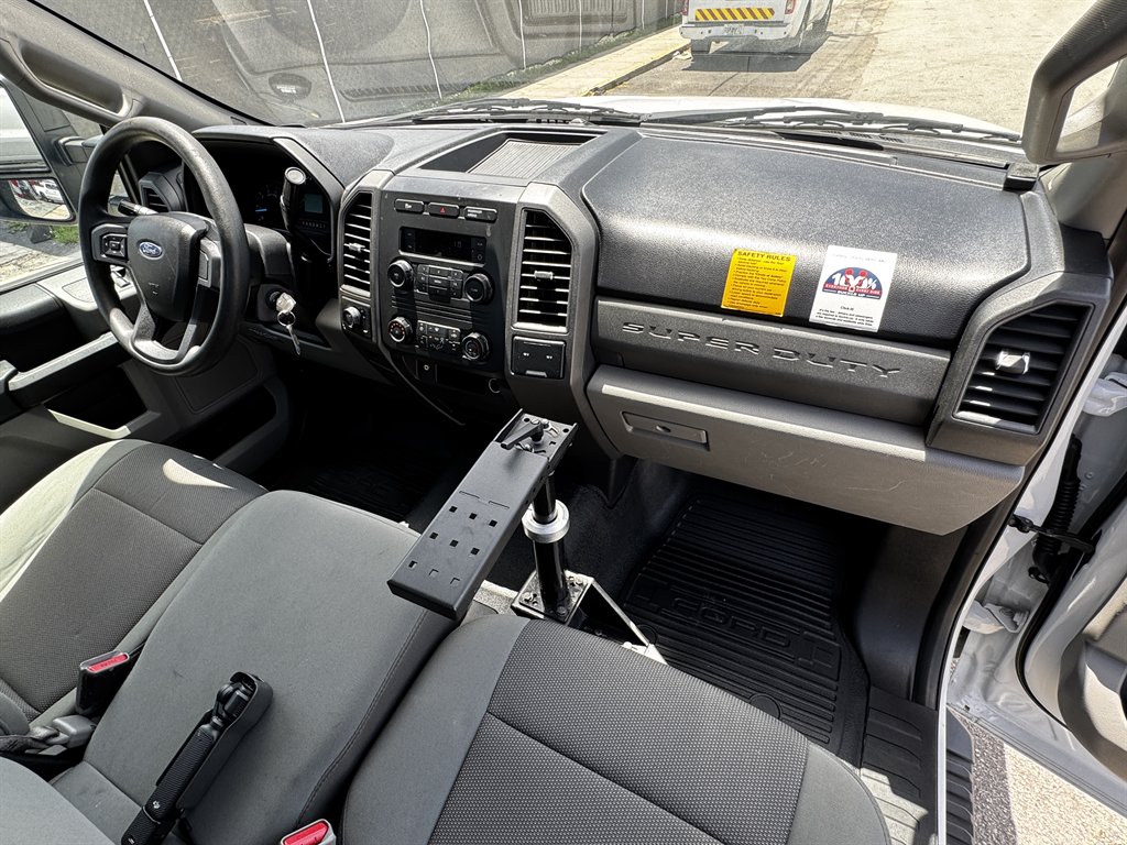 2017 Ford F-250 - $25,995