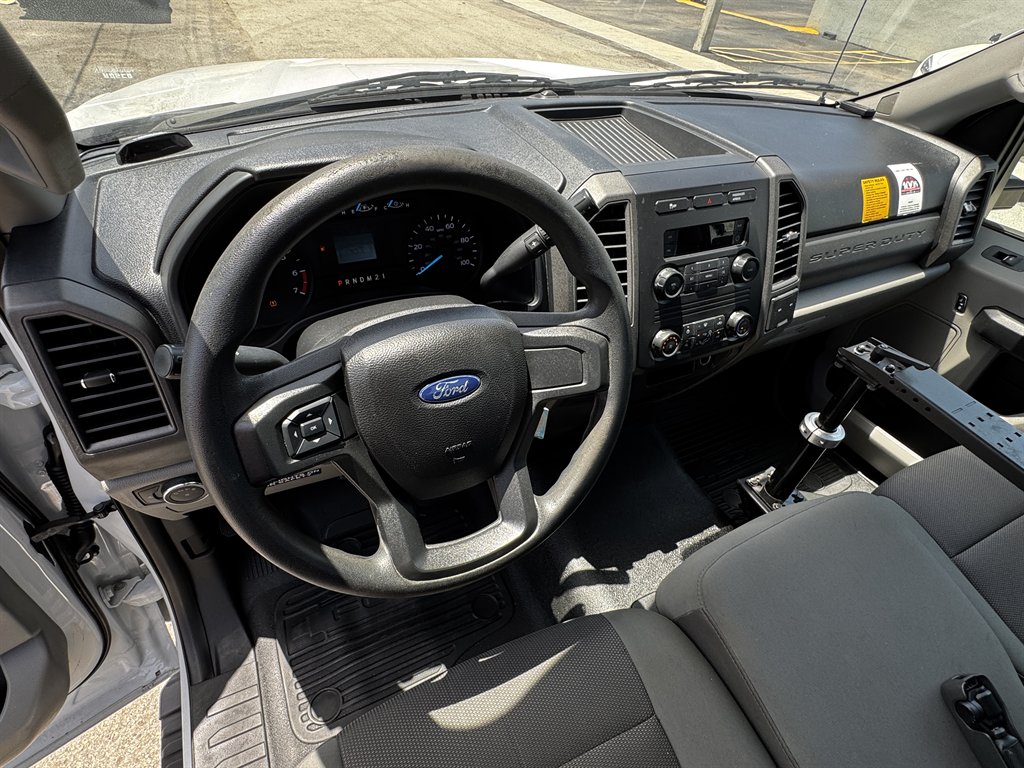2017 Ford F-250 - $25,995