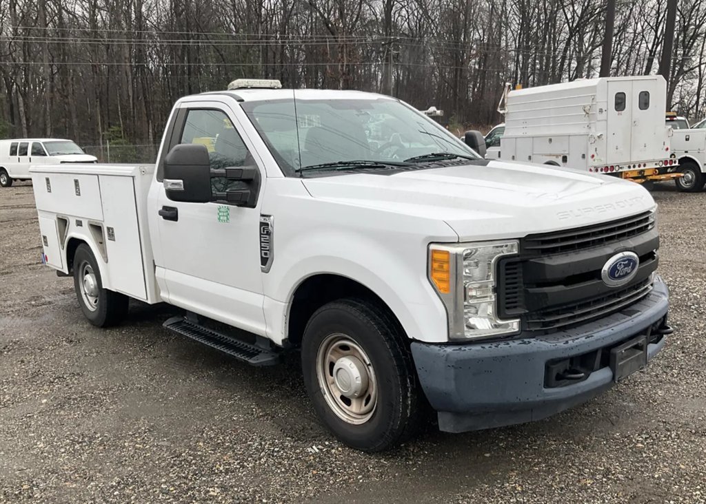 2017 Ford F-250 - $25,995