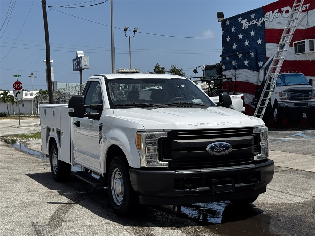 2017 Ford F-250 - $25,995