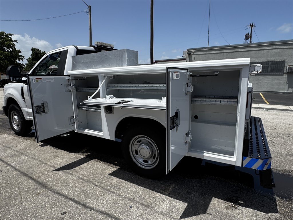 2017 Ford F-250 - $25,995