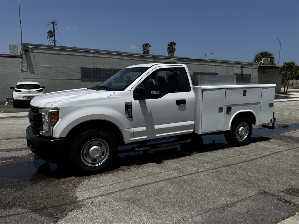 2017 Ford F-250 - $25,995