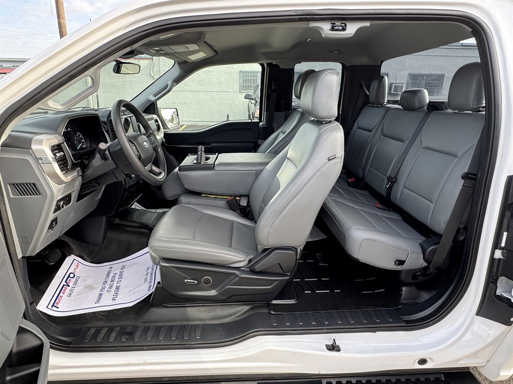 2021 Ford F-150 - $28,595