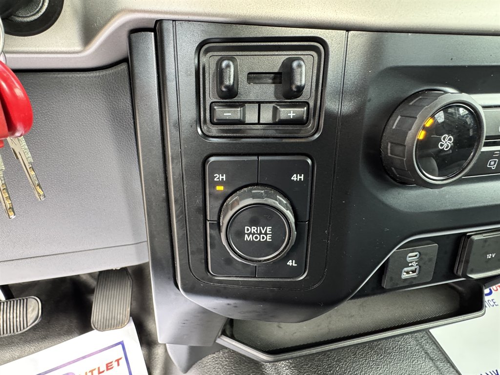 2021 Ford F-150 - $28,595