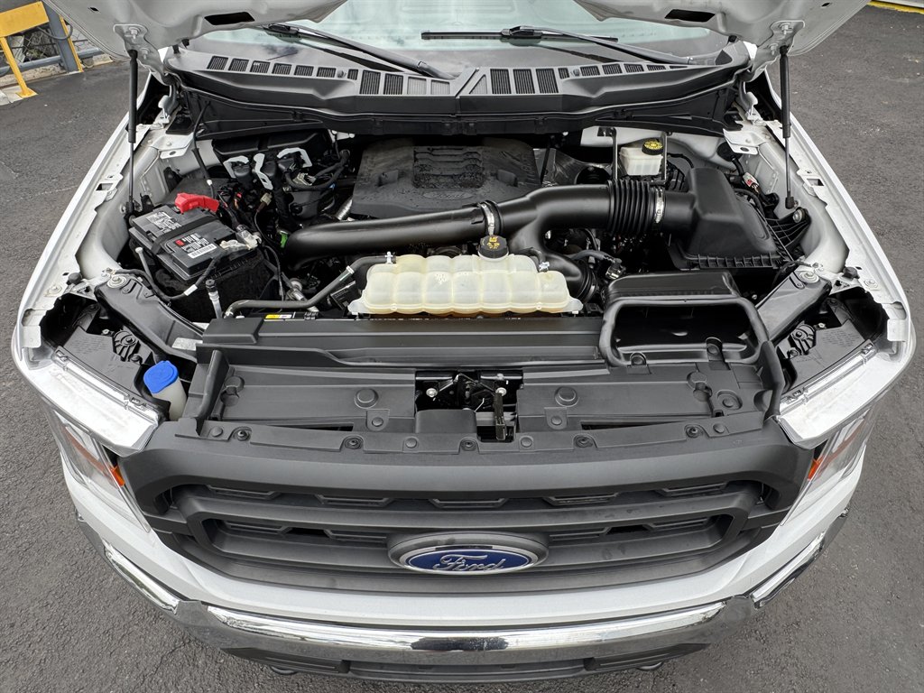 2021 Ford F-150 - $28,595