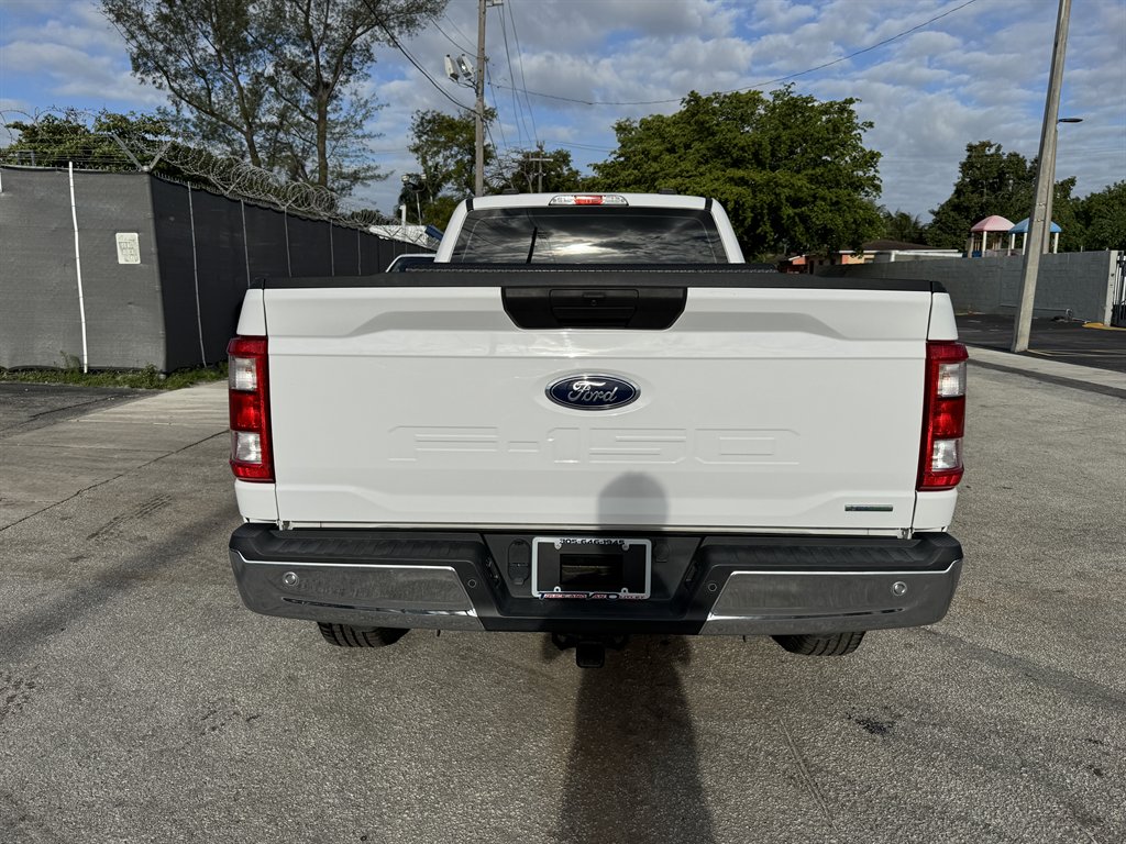 2021 Ford F-150 - $28,595