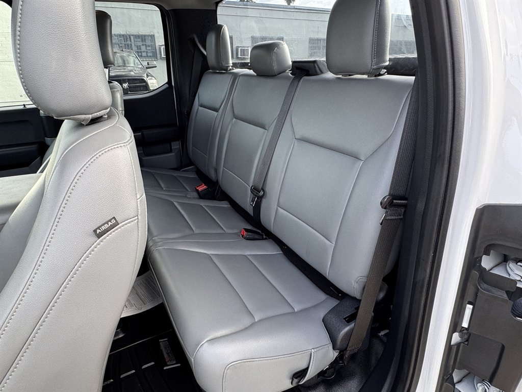 2021 Ford F-150 - $28,595
