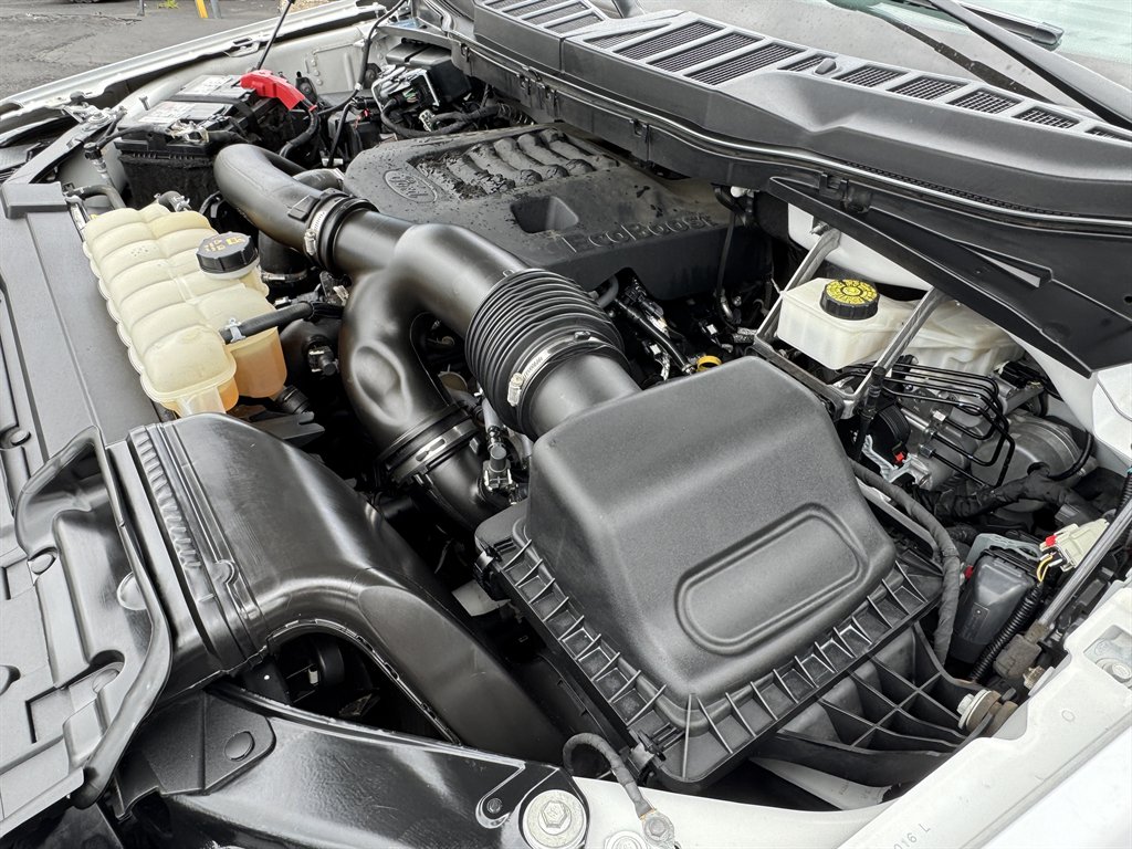 2021 Ford F-150 - $28,595