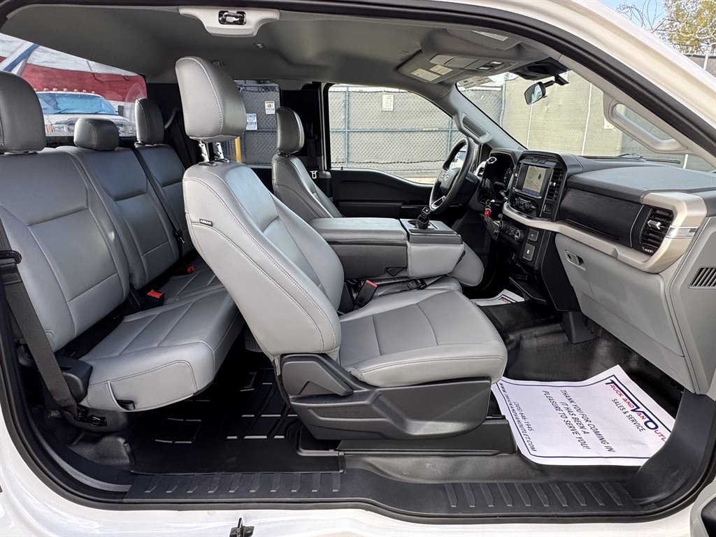 2021 Ford F-150 - $28,595