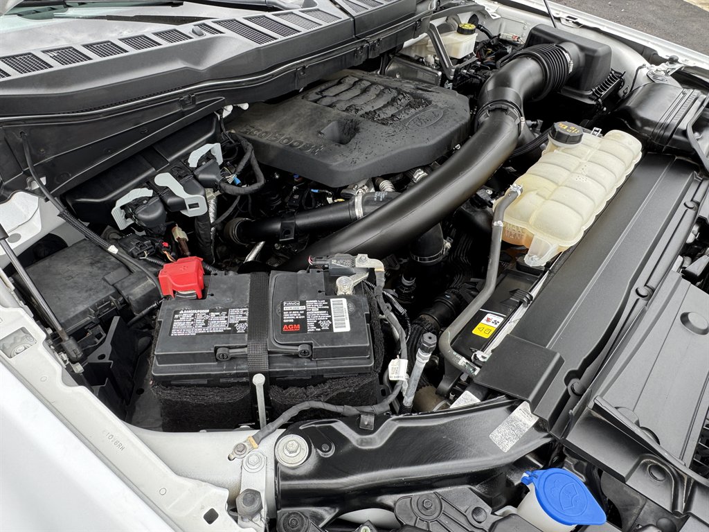 2021 Ford F-150 - $28,595