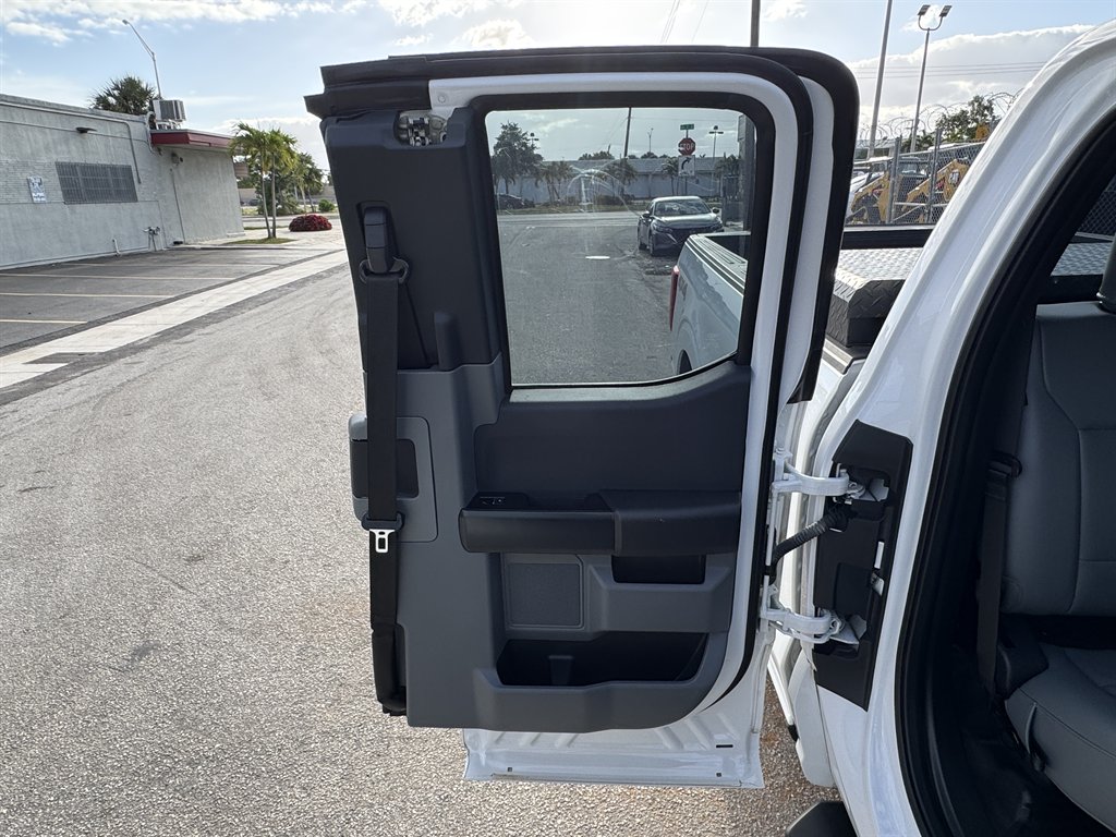 2021 Ford F-150 - $28,595