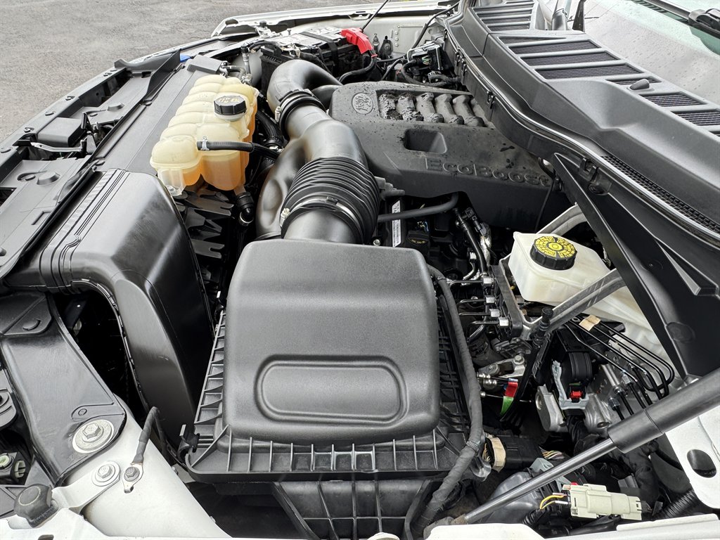 2021 Ford F-150 - $28,595