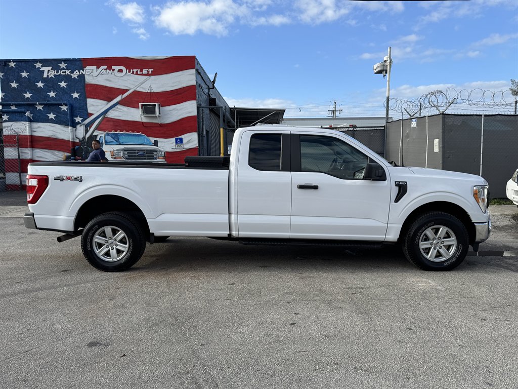 2021 Ford F-150 - $28,595