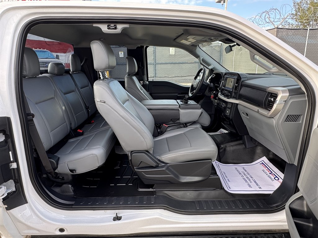 2021 Ford F-150 - $28,595