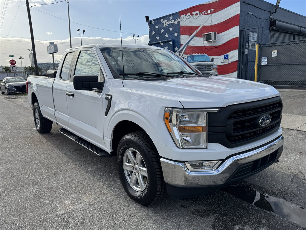 2021 Ford F-150 - $28,595