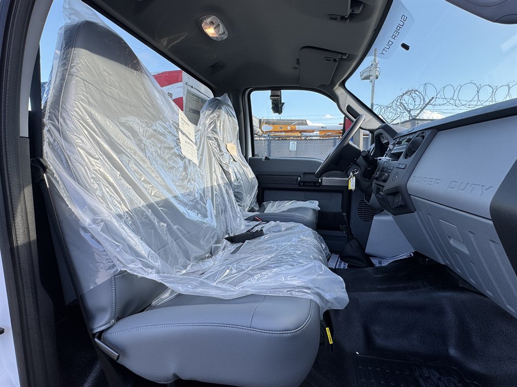 2025 Ford F-750 - $59,995